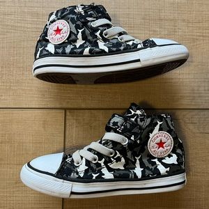 Converse Little Kids 9Y Sharks Velcro High Tops